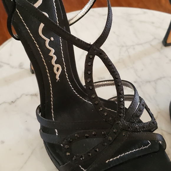 HP🎉Nina Jeweled Black Strappy Heels 7M - Picture 5 of 11